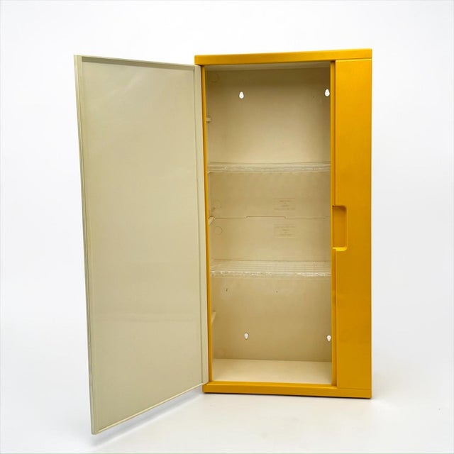 Modern Yellow Wall Mirror Cabinet by Olaf Von Bohr for Gedy, Italy, 1970s For Sale - Image 3 of 16