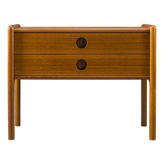 Danish Teak Model VM202 Nightstand attributed to Vildbjerg Møbelfabrik, 1960s For Sale