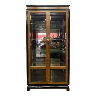 Vintage Raymond Sobota for Century Furniture Chin Hua Chinoiserie Style Display / Curio Cabinet For Sale
