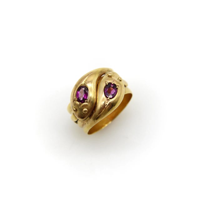 Traditional 9k Gold Edwardian Snake Ring With Rhodolite Garnets Size 7.5 For Sale - Image 3 of 7