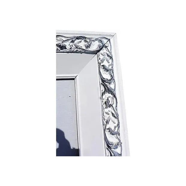 1940s Vintage Painted Carved Wood Frame For Sale - Image 5 of 6