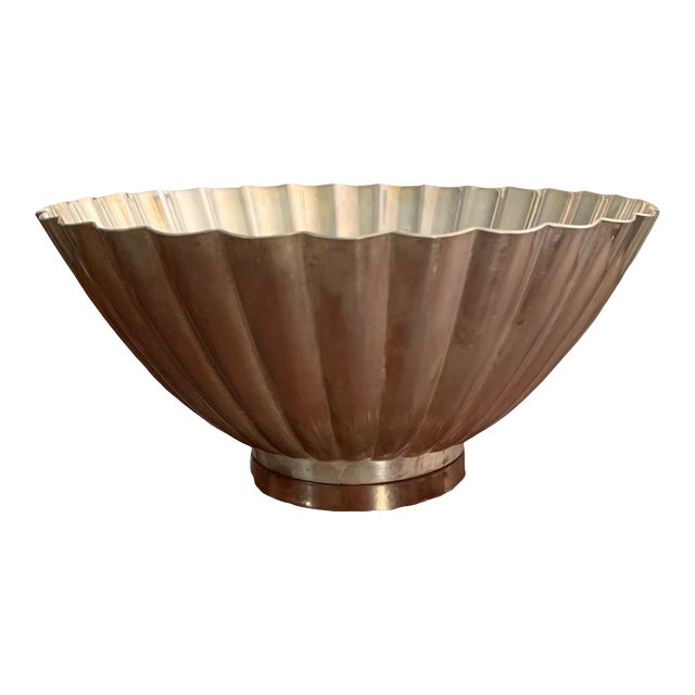 Mid 20th Century Reed & Barton Silver Scalloped Centerpiece Bowl For Sale
