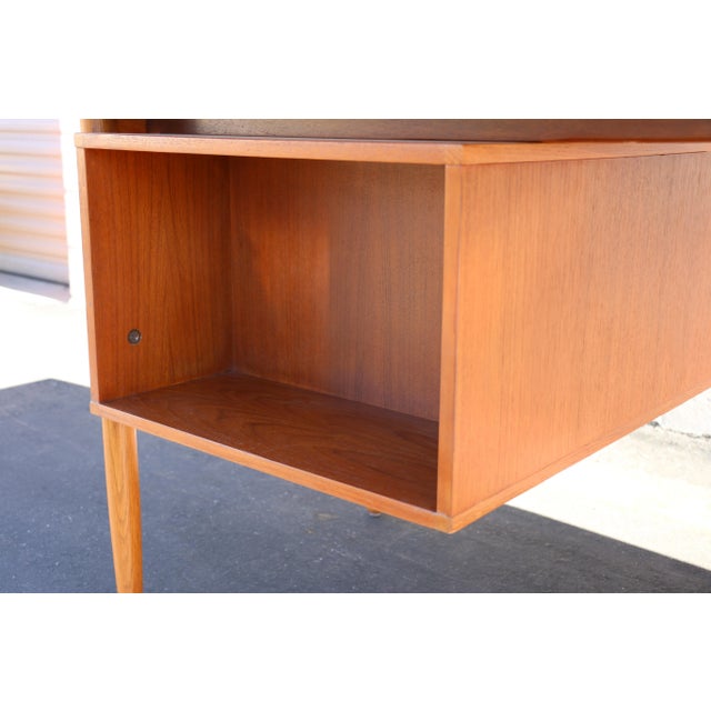 Denmark 1960’s Mid-Century Modern Writing Desk Attributed to Arne Vodder For Sale In Los Angeles - Image 6 of 12