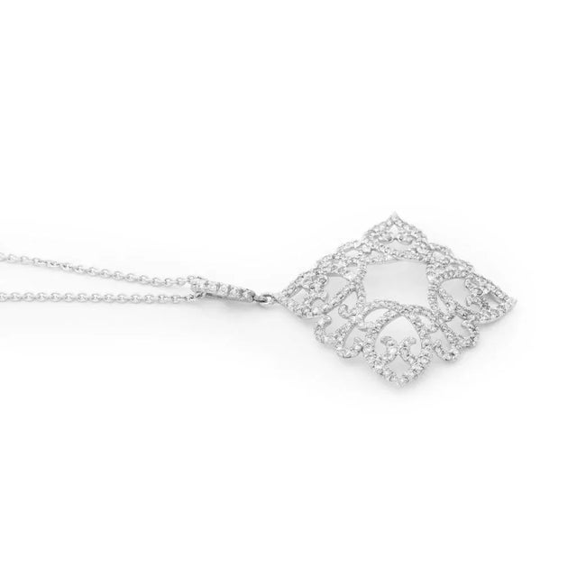 14k White Gold Diamond Pendant Necklace For Sale In New York - Image 6 of 7