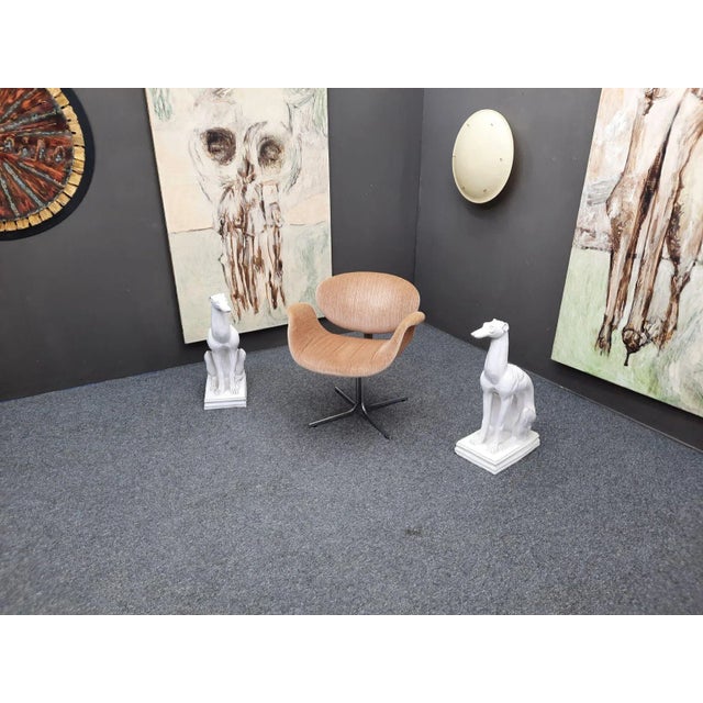 Beautiful designer armchair. Manufactured by Artifort, Netherlands, in the late 1960s and early 1970s. Very good and well-...