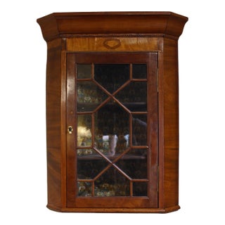 Late 18th to Early 19th Century George III Period Hanging Corner Cabine For Sale