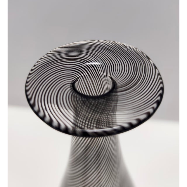Black Murano Glass Mezza Filigrana Bottle Vase attributed to Dino Martens for Aureliano Toso, 1950s For Sale - Image 6 of 11