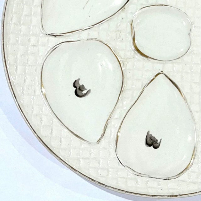 Ceramic Late 19th Century Cream and Gold Oyster Plate by Franz Anton Mehlem For Sale - Image 7 of 9