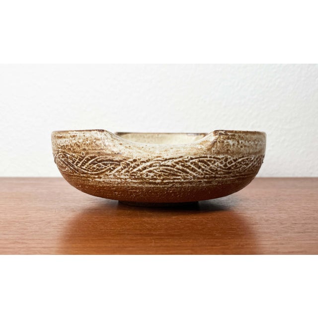 Ceramic Mid-Century Modern Danish Studio Pottery Bowl by Aksel Larsen for Axella, 1960s For Sale - Image 7 of 16