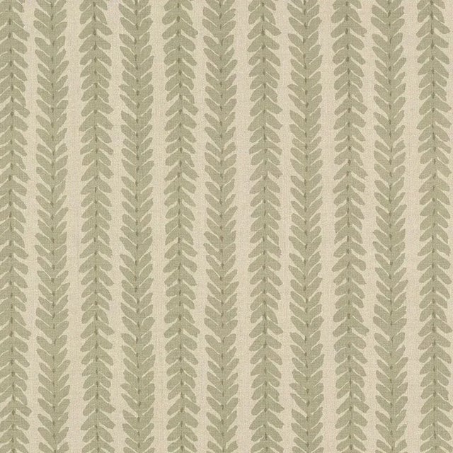 Rustic Schumacher X Veere Grenney Woodperry Fabric in Sage For Sale - Image 3 of 3
