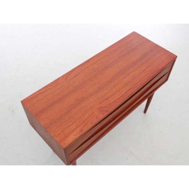 Wood Small Mid-Century Scandinavian Modern Chest of Drawers attributed to Arne Vodder, 1950s For Sale - Image 7 of 9