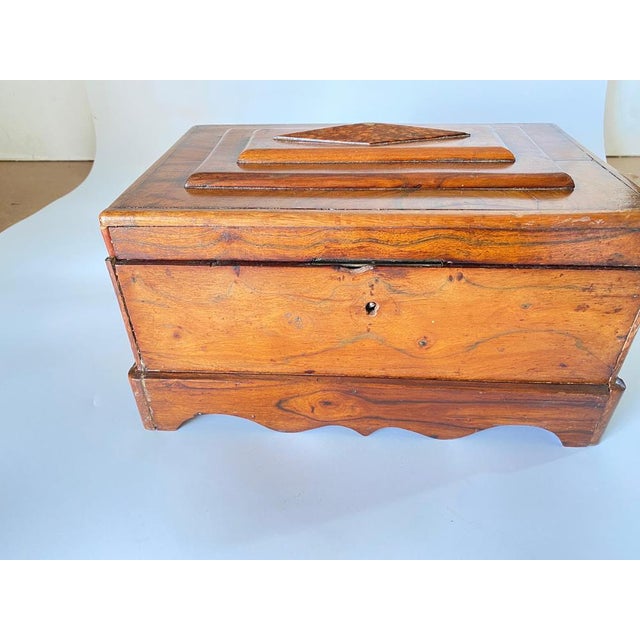 Large 19th Century Jewelry Box in Wood, England For Sale - Image 13 of 14