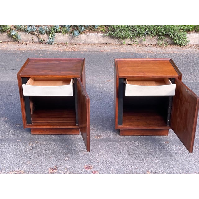 1960s 1960s Mid Century "Esprit" Nightstands by Merton Gershun for Dillingham, a Pair For Sale - Image 5 of 10