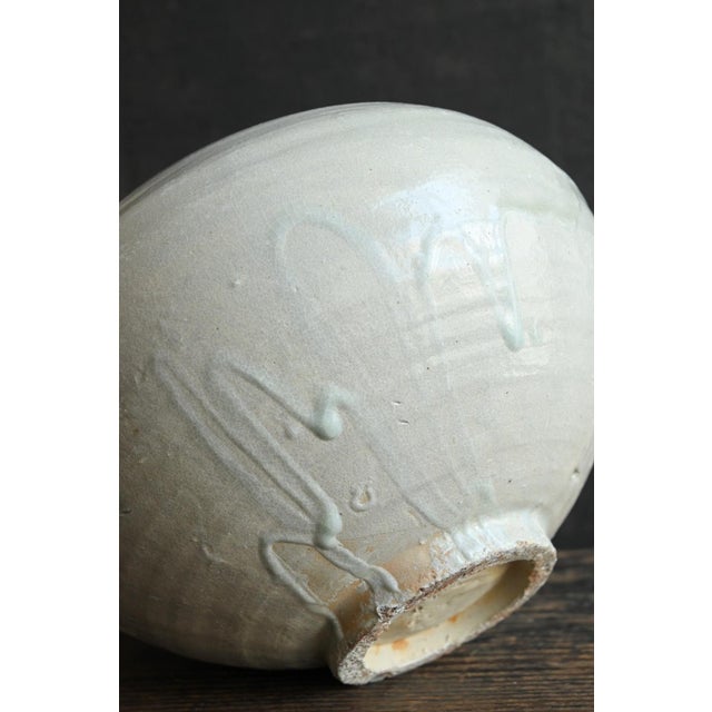 Joseon Dynasty White Porcelain Jar / 15th-19th Century / Excavated Flower Vase For Sale - Image 14 of 18