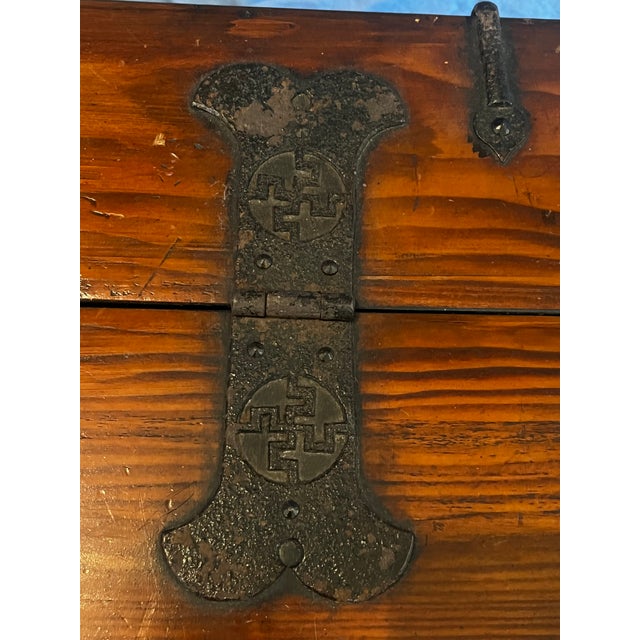 19th Century Korean Dynasty Pine & Iron "Ton-Kwe" Money Chest For Sale - Image 11 of 18