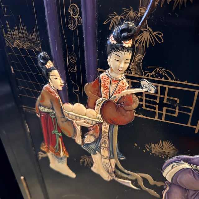 Early 20th Century Pair of Lacquered Japanese Chests For Sale - Image 5 of 12