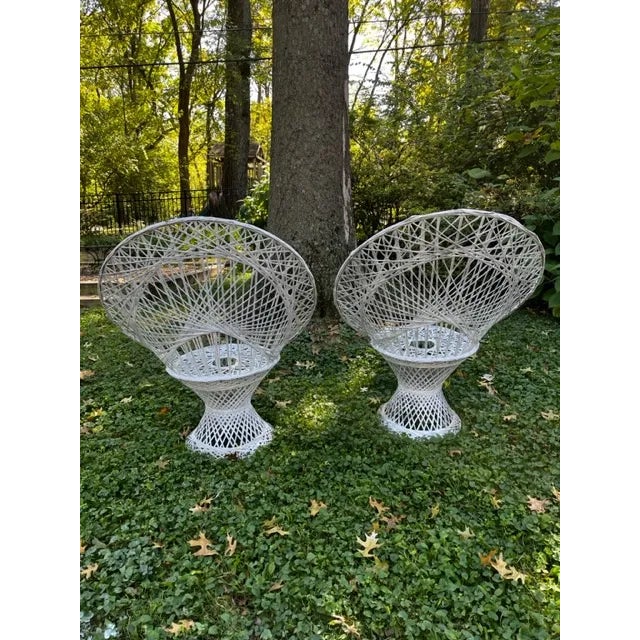 Russell Woodard MCM Spun Fiberglass Peacock Chairs - A Pair For Sale - Image 4 of 12