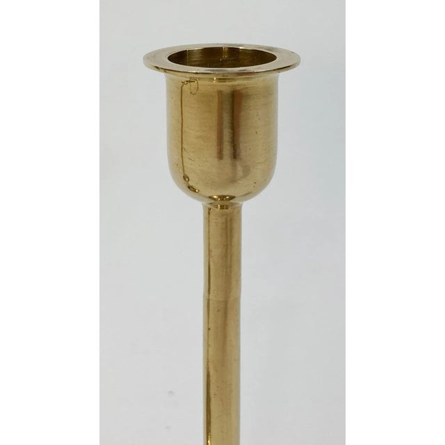 Vintage Graduated MCM Brass Tulip Candlestick Holders, Set of 3 For Sale - Image 4 of 5
