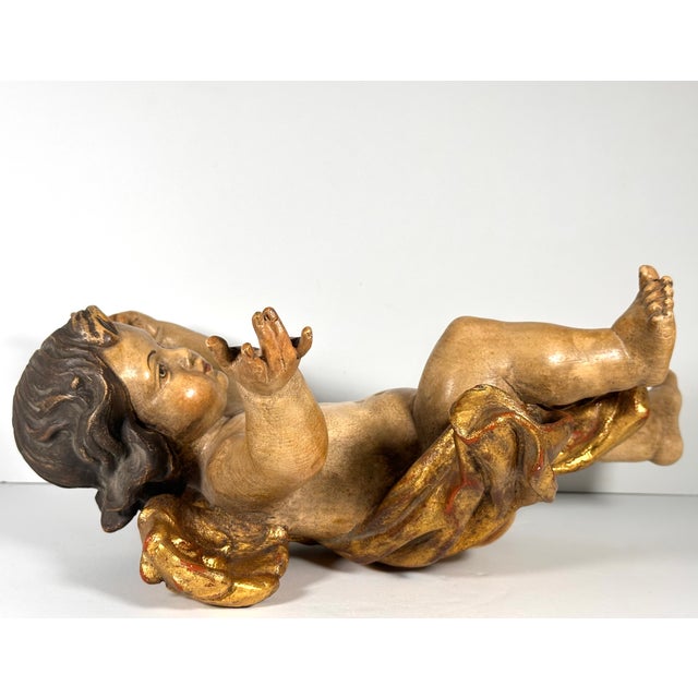 Baroque 18th Century Baroque Polychrome Giltwood Putto Cherub Sculpture For Sale - Image 3 of 18