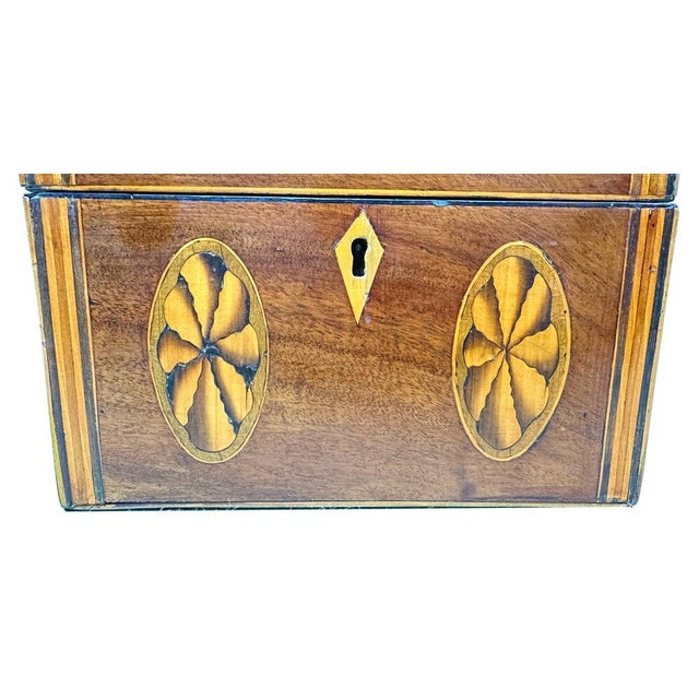 Georgian Mahogany and Inlaid Tea Caddy, 1790 For Sale - Image 4 of 10