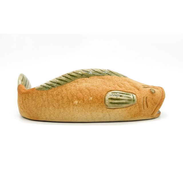 Ceramic Mid-Century Pottery Fish Wall Pocket Figurine – Asian Folk Art / Japandi / Coastal For Sale - Image 7 of 12