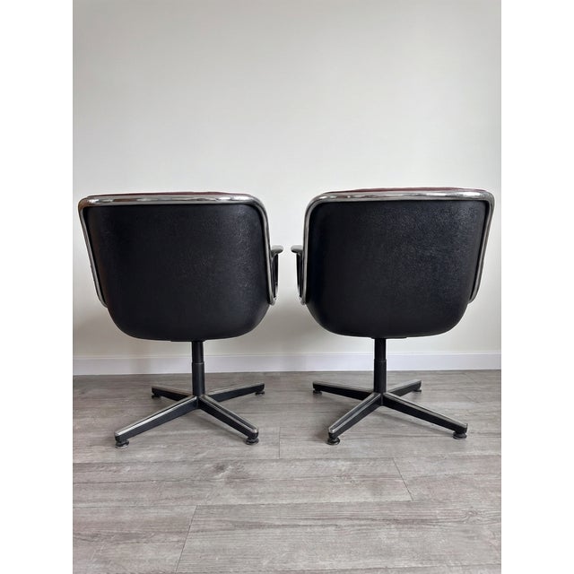 Office Chairs in Burgundy Leather attributed to Charles Pollock for Knoll, 1970s, Set of 2 For Sale - Image 3 of 7