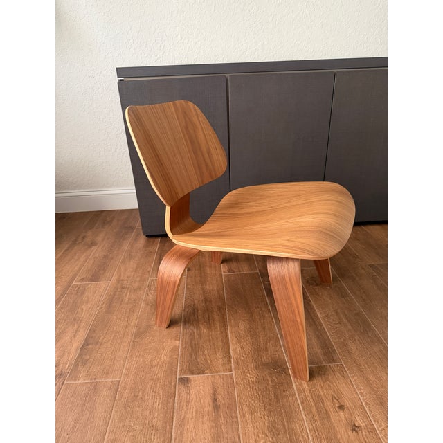 Mid-Century Modern Eames Molded Plywood Lounge Chair Wood Base LCW For Sale - Image 3 of 8