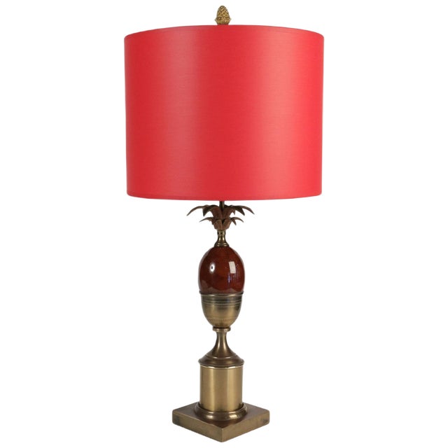 Mid-Century Modern Red Table Lamp in Brass and Resin, 1960s For Sale