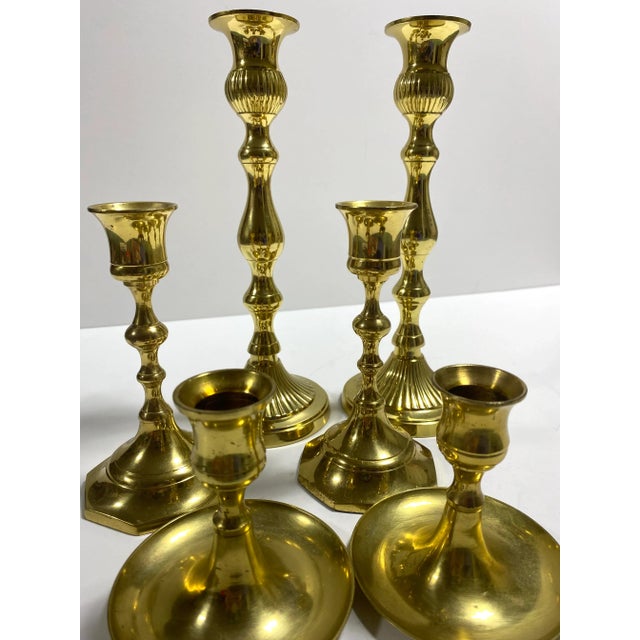 English Vintage Graduated Brass Candlesticks – Set of 6 For Sale - Image 3 of 10