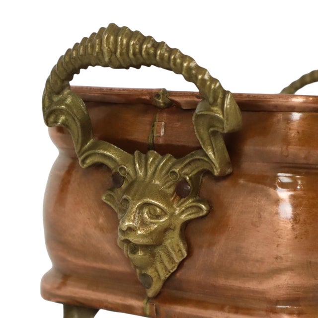 Antique 19th Century Copper Planter with Claw Feet and Lion Heads, 1890s For Sale - Image 14 of 15