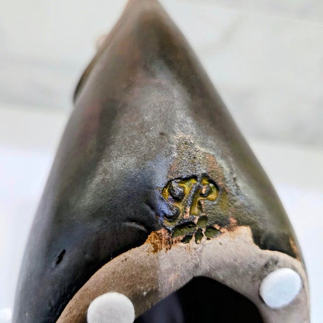 1960s Mid-Century Gialletti Gp Deruta Volcanic Luster Ceramic Fish Sculpture, Italy For Sale - Image 12 of 13
