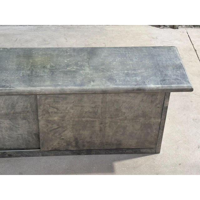 Gray Aldo Tura Goatskin Credenza, Italy 1970 For Sale - Image 8 of 11