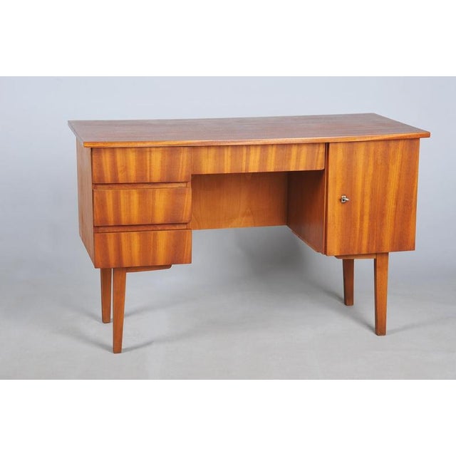 Mid-Century Modern Writing Desk in Mahogany Veneer, Czech, 1950 For Sale - Image 13 of 14
