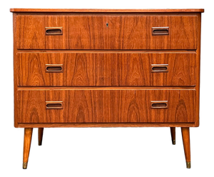 Mid-Century Chest of Drawers