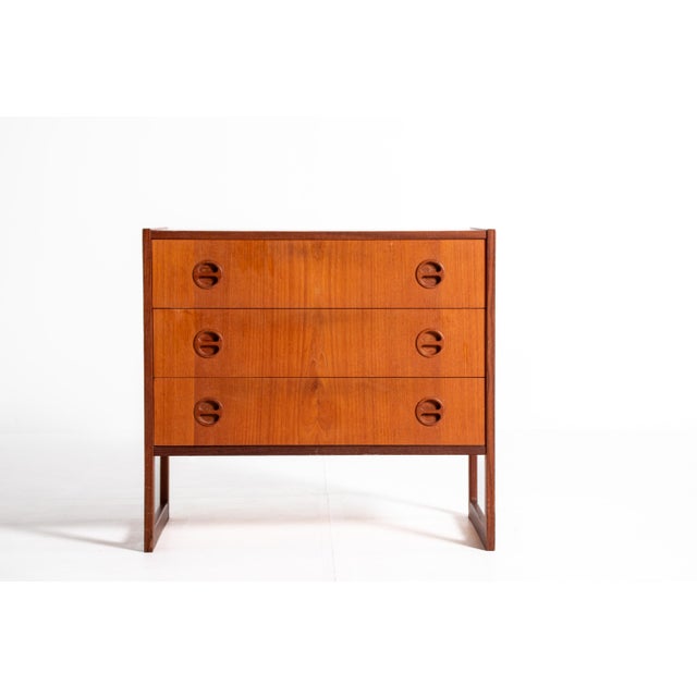 Wood Mid-Century Modern Danish Teak Chest of Drawers by Arne Wahl Iversen, 1960s For Sale - Image 7 of 9