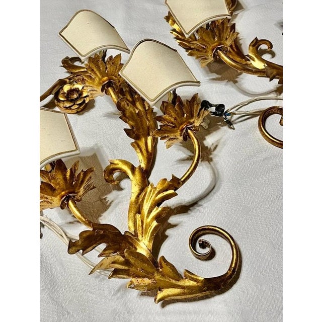 1970s Large Florentine Gilt Wall Lamps attributed to Bianci, Italy, 1970s, Set of 2 For Sale - Image 5 of 9
