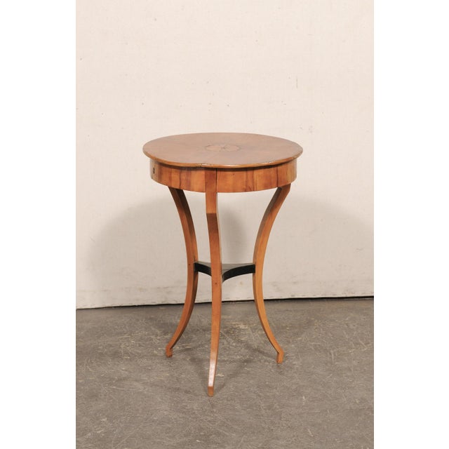 19th Century Italian Round Side Table W/Inlays, 19th C. For Sale - Image 5 of 11
