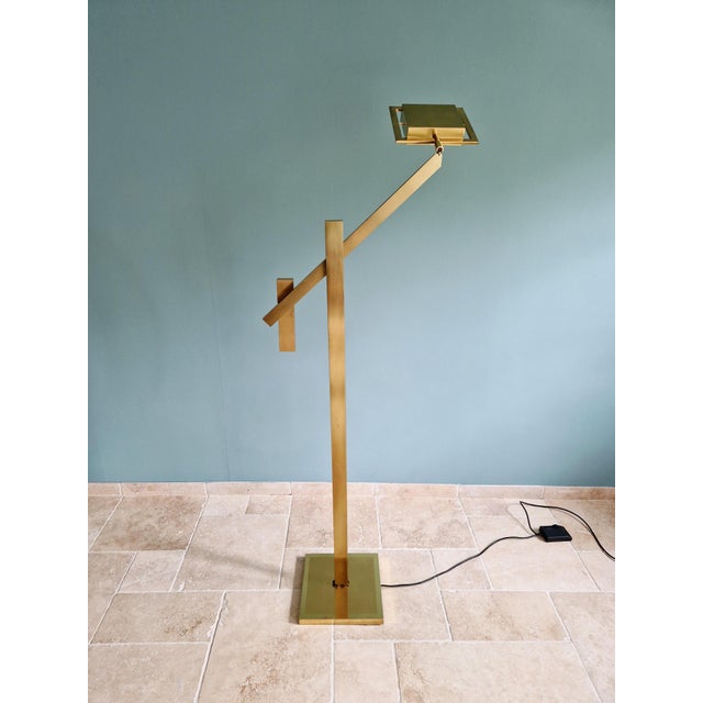 Mid-Century Modern Hollywood Regency Brass Floor Lamp with Counterweight System, 1970s For Sale - Image 3 of 18
