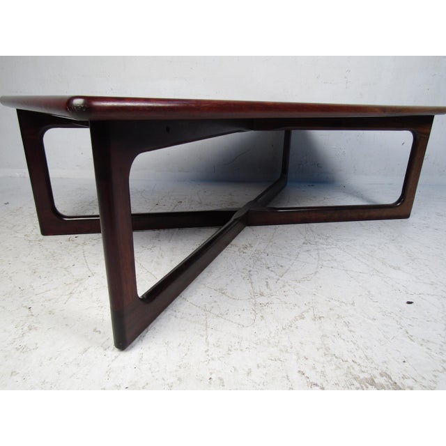 Wood Mid-Century Modern Rosewood "X" Base Coffee Table For Sale - Image 7 of 12