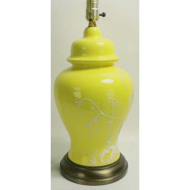 1970s Bright Yellow Chinese Style Table Lamp For Sale In New York - Image 6 of 9