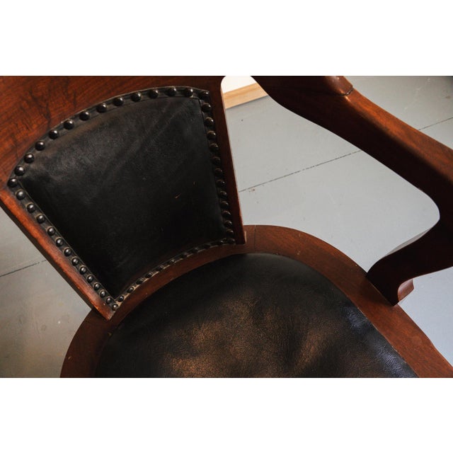 Early 1900's H. Ehrlich & Sons Wood & Black Vinyl Rolling Swivel Office Lawyer's Chair For Sale - Image 14 of 16