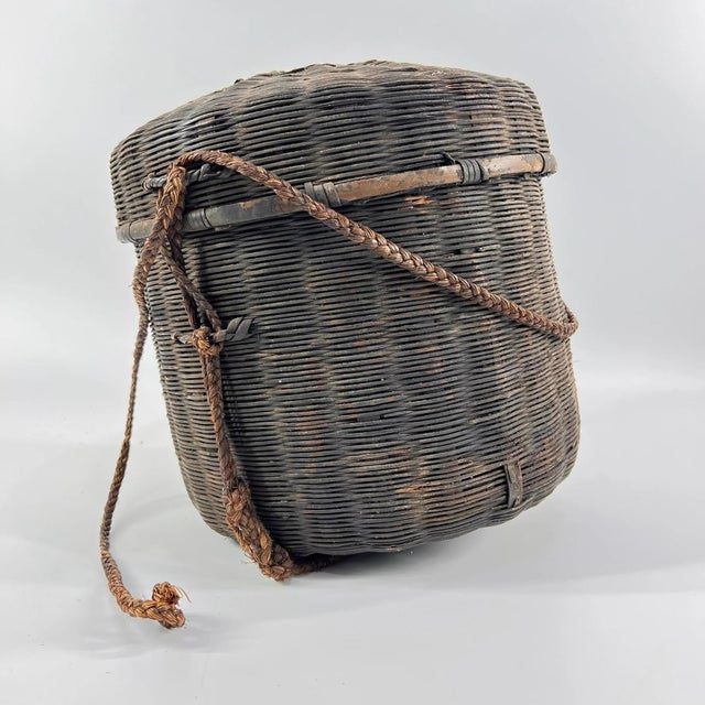 Early 20th Century Bamileke Lidded Basket Cameroon For Sale In Denver - Image 6 of 8