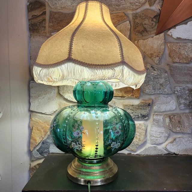 Rare 1940s Emerald Green GWTW Lamp Hand Painted Enamel Dual Light Pristine For Sale - Image 18 of 18