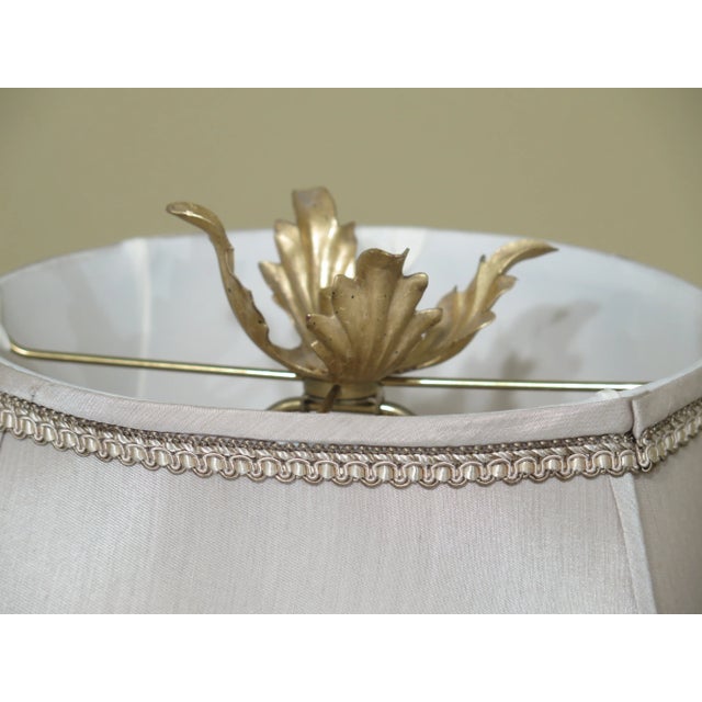 Approx: 10 Years Old Gold Highlights Compositie Base Condition: Excellent Clean Original Finish & Condition Size: 11w x...