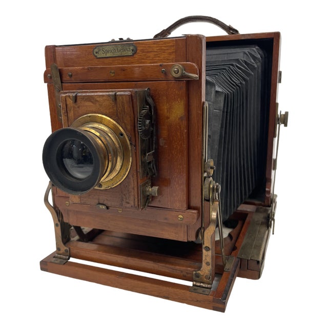 Vintage English Camera, 1930s For Sale