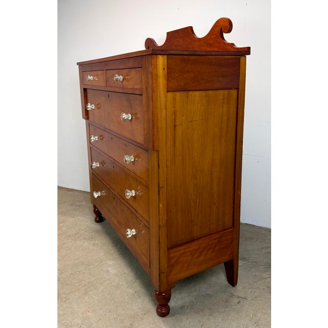 Mid 19th Century Cherry American Empire / Sheraton Chest of Drawers For Sale - Image 10 of 12