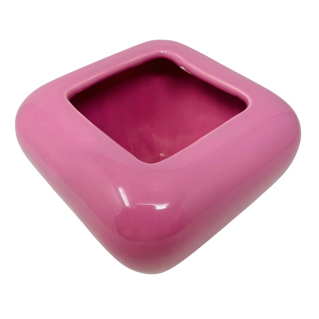 This striking vintage planter by Haeger Pottery is a beautiful example of 1980s postmodern design. The piece features a...