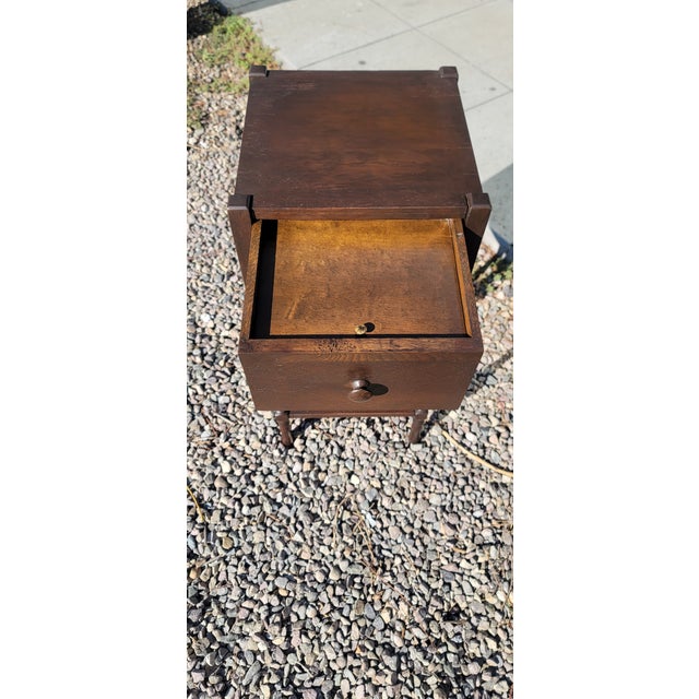 A nice Mission Arts & Crafts nightstand Humidor side table. Made of solid oak and very well made.