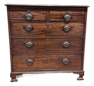 Antique English Georgian Mahogany Chest of Drawers, Circa 1800–1820