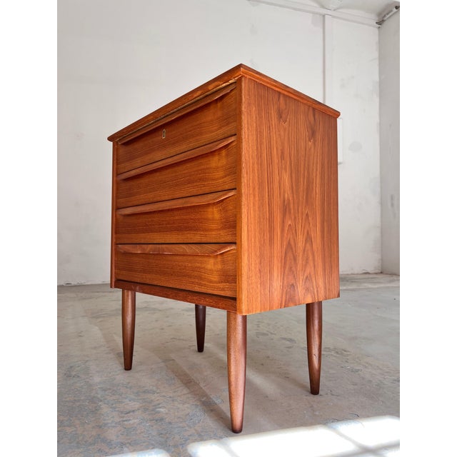 Wood No. 80 Chest of Drawers in Teak by Egon Tachjelm for Odder, 1960s For Sale - Image 7 of 11